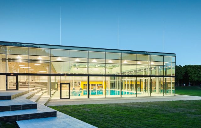 Fächerbad Karlsruhe Außenansicht